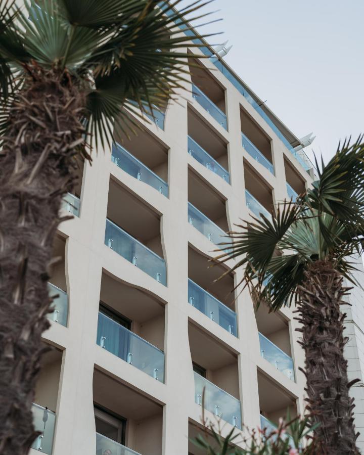 Excelsior Hotel, Spa & Lido Pesaro Exterior foto
