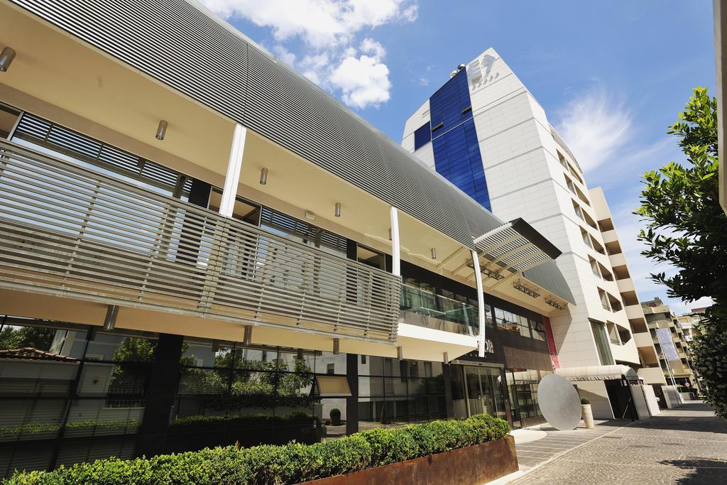 Excelsior Hotel, Spa & Lido Pesaro Exterior foto