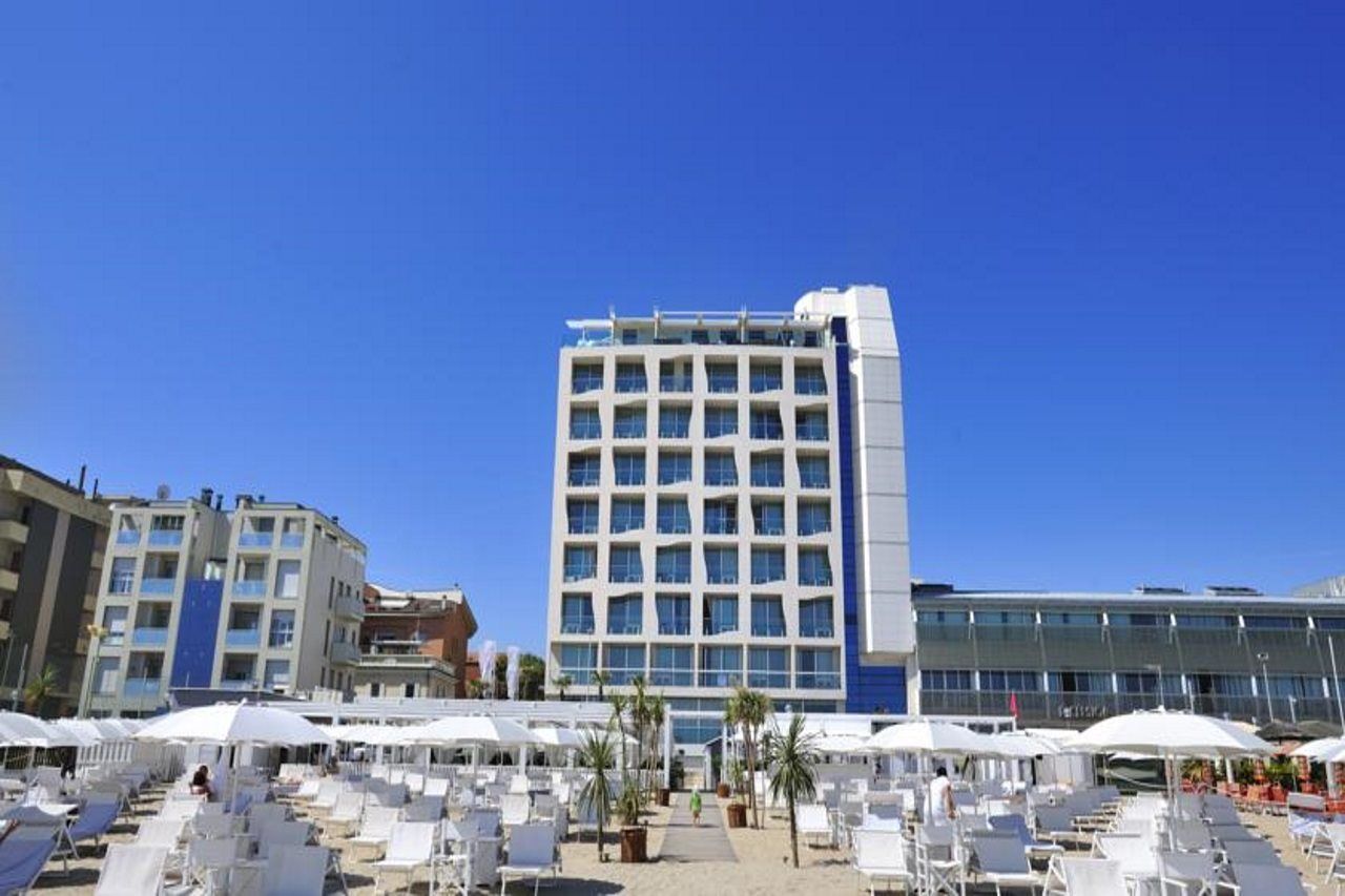 Excelsior Hotel, Spa & Lido Pesaro Exterior foto